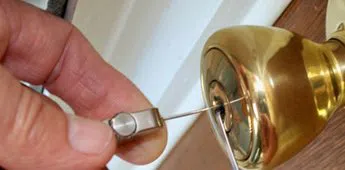 Gold Locksmith Store Louisville, KY 502-414-5664 - rekeying-locks